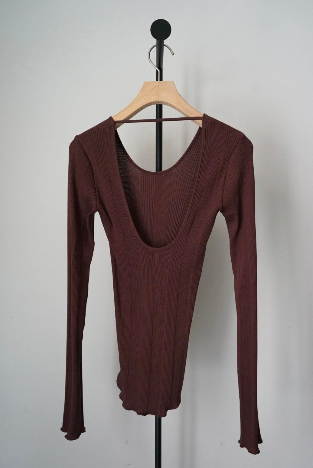 【HAKUJI】Random rib open back LS PO/Radish brown