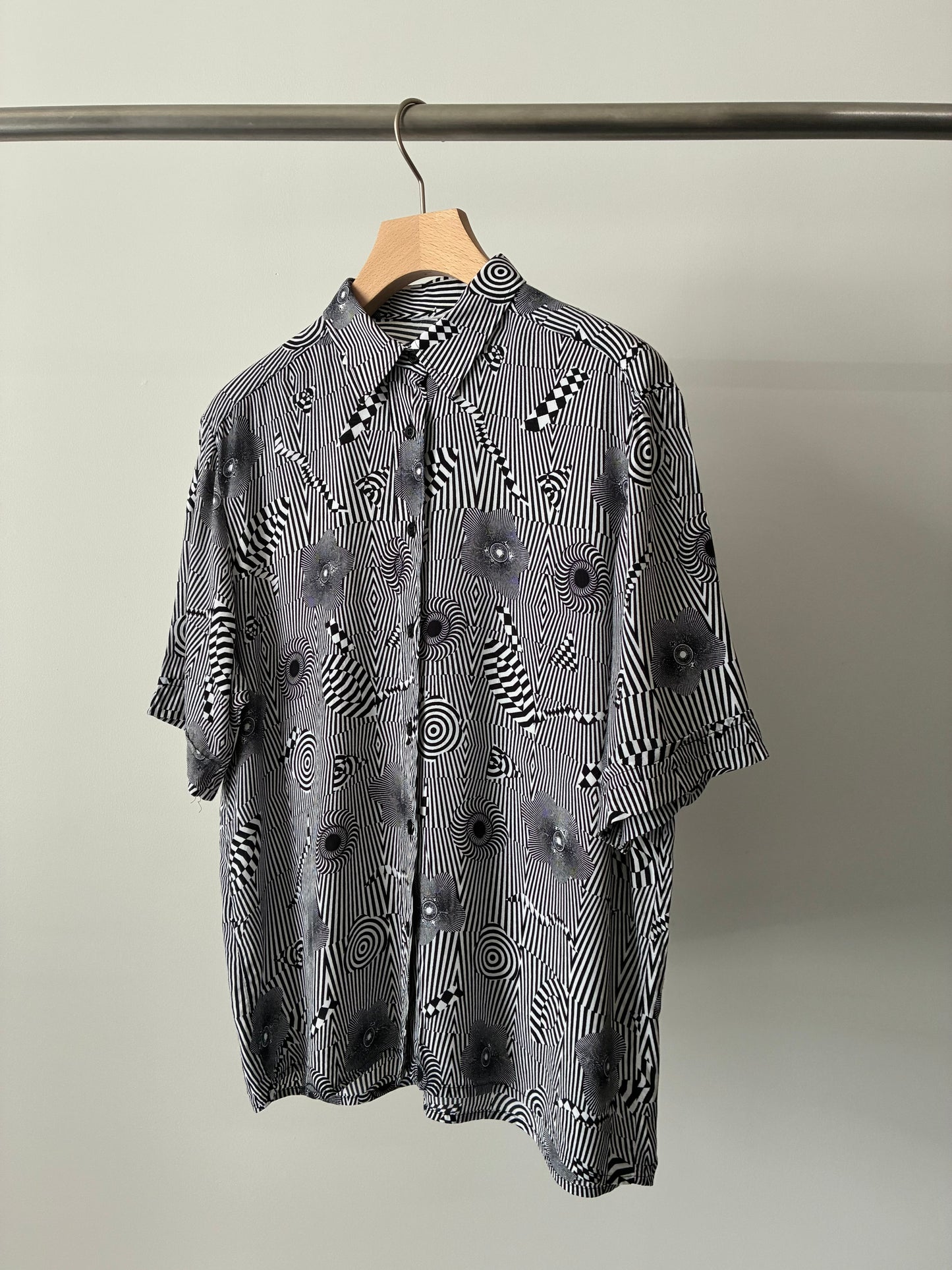 Art print shirt