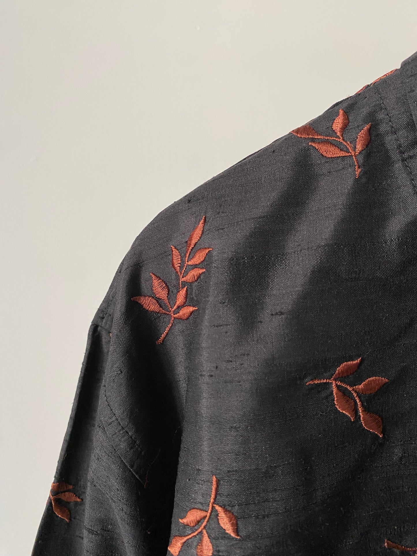 Embroidery silk jacket