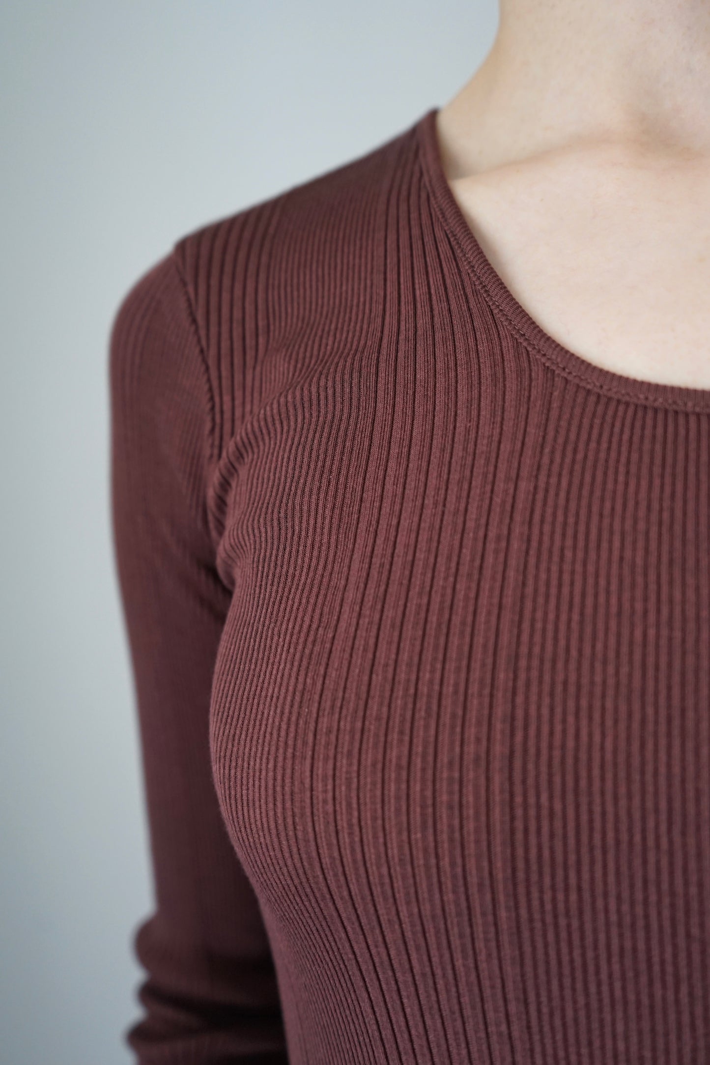 【HAKUJI】Random rib open back LS PO/Radish brown