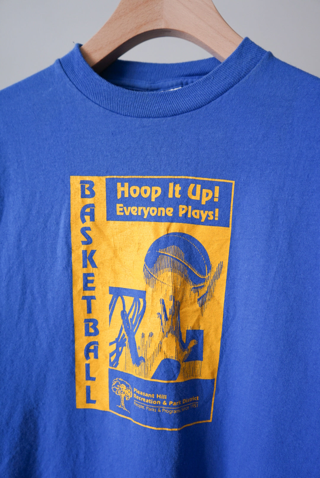 80's basketball numbering tee