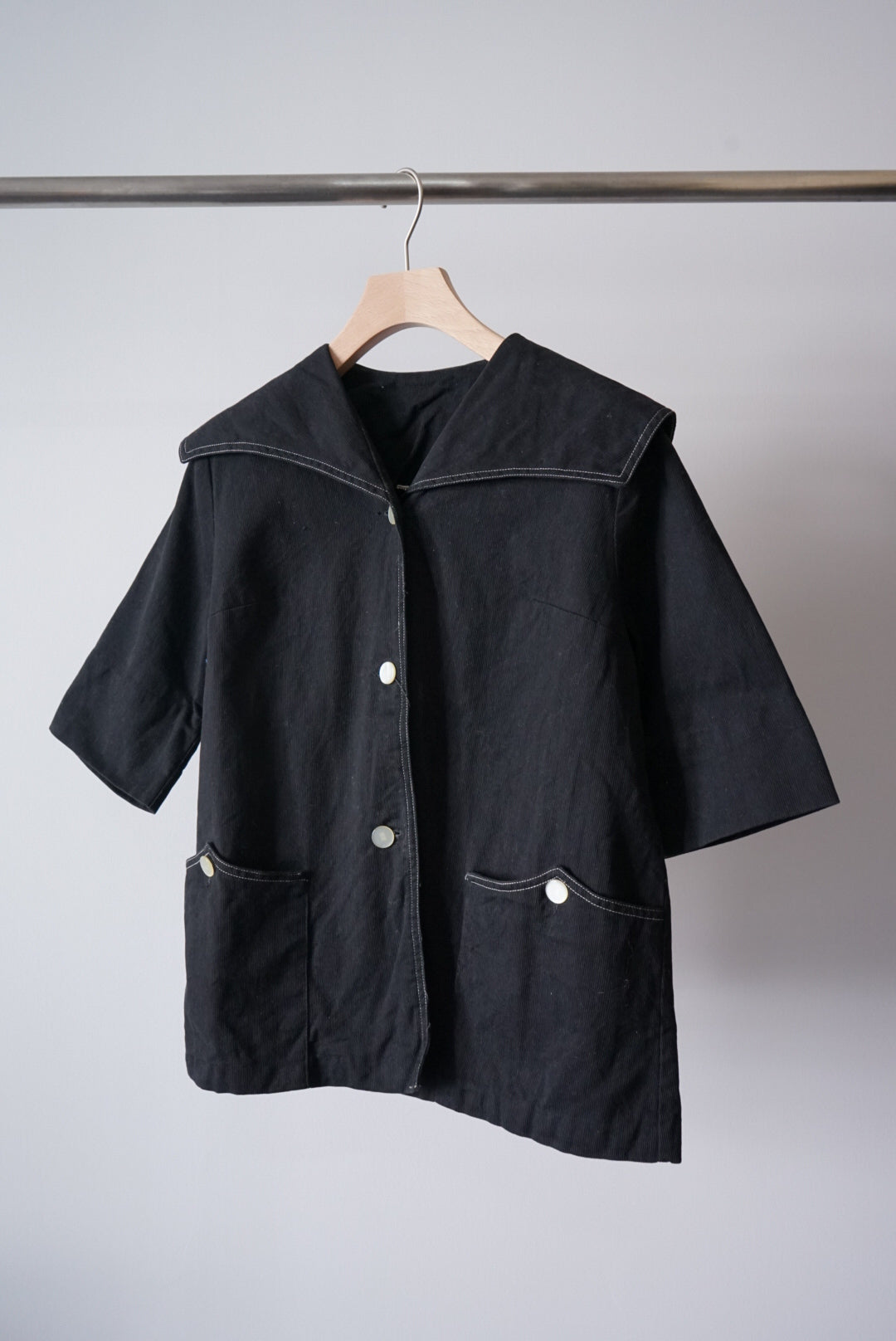 Sailor collar shirt