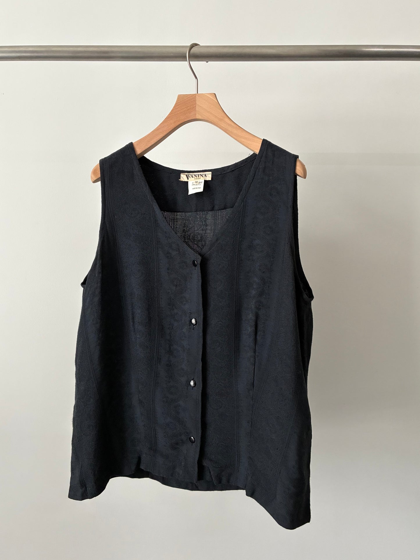 Embroidery viscose linen vest made in Italy
