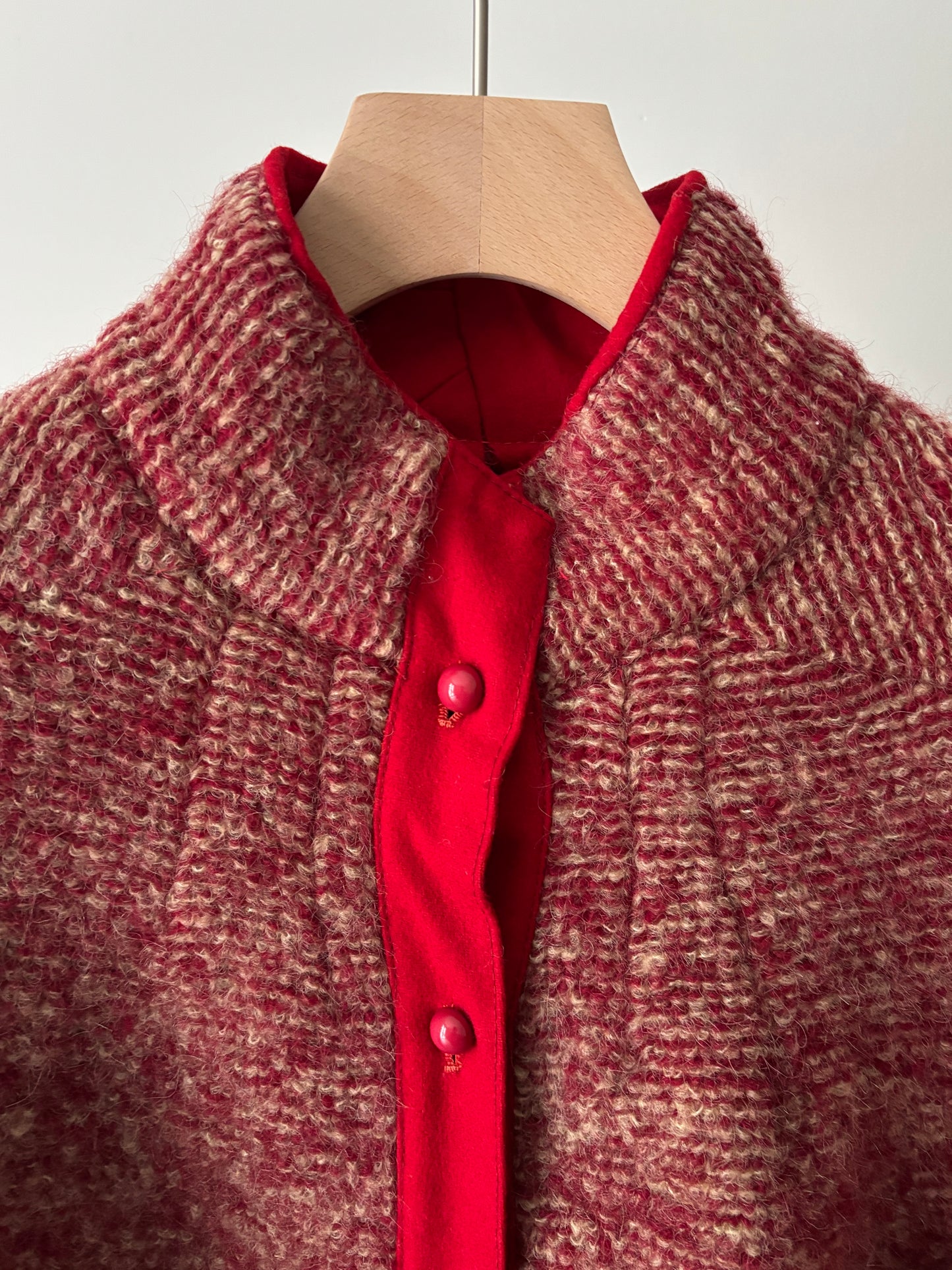 Switching stand collar blouson