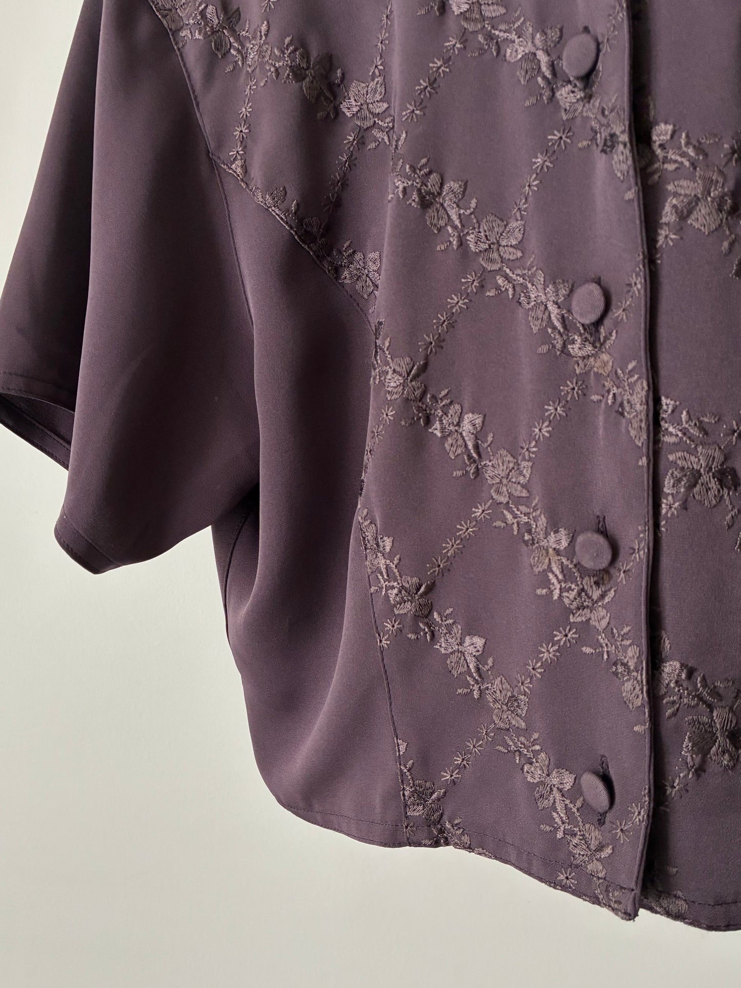 Embroidery design shirt made in ITALY
