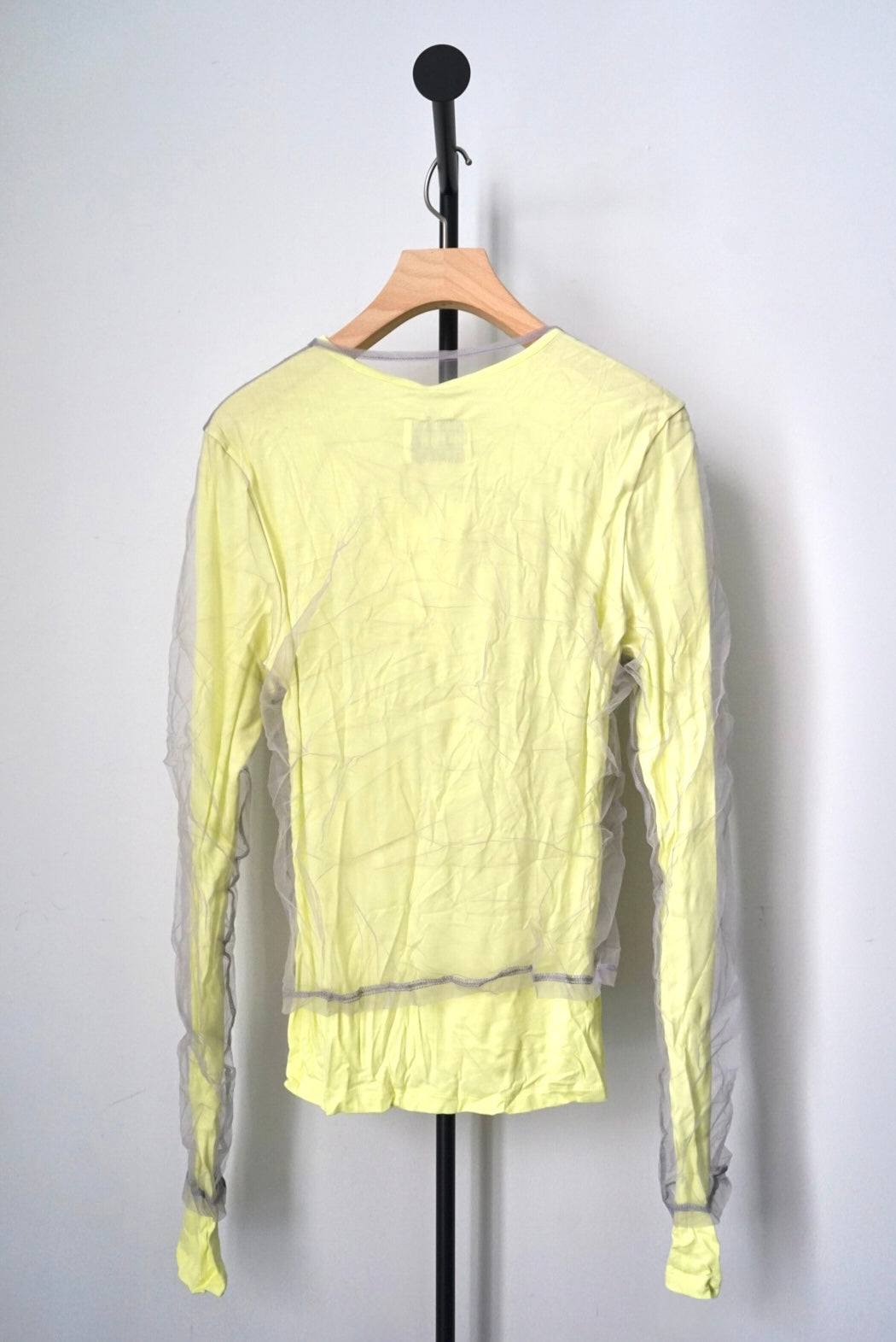 【DSCHUNGEL.】Layered crinkled tulle top -light gray × lemon yellow-