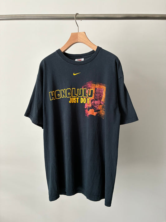 "NIKE" honolulu marathon tee