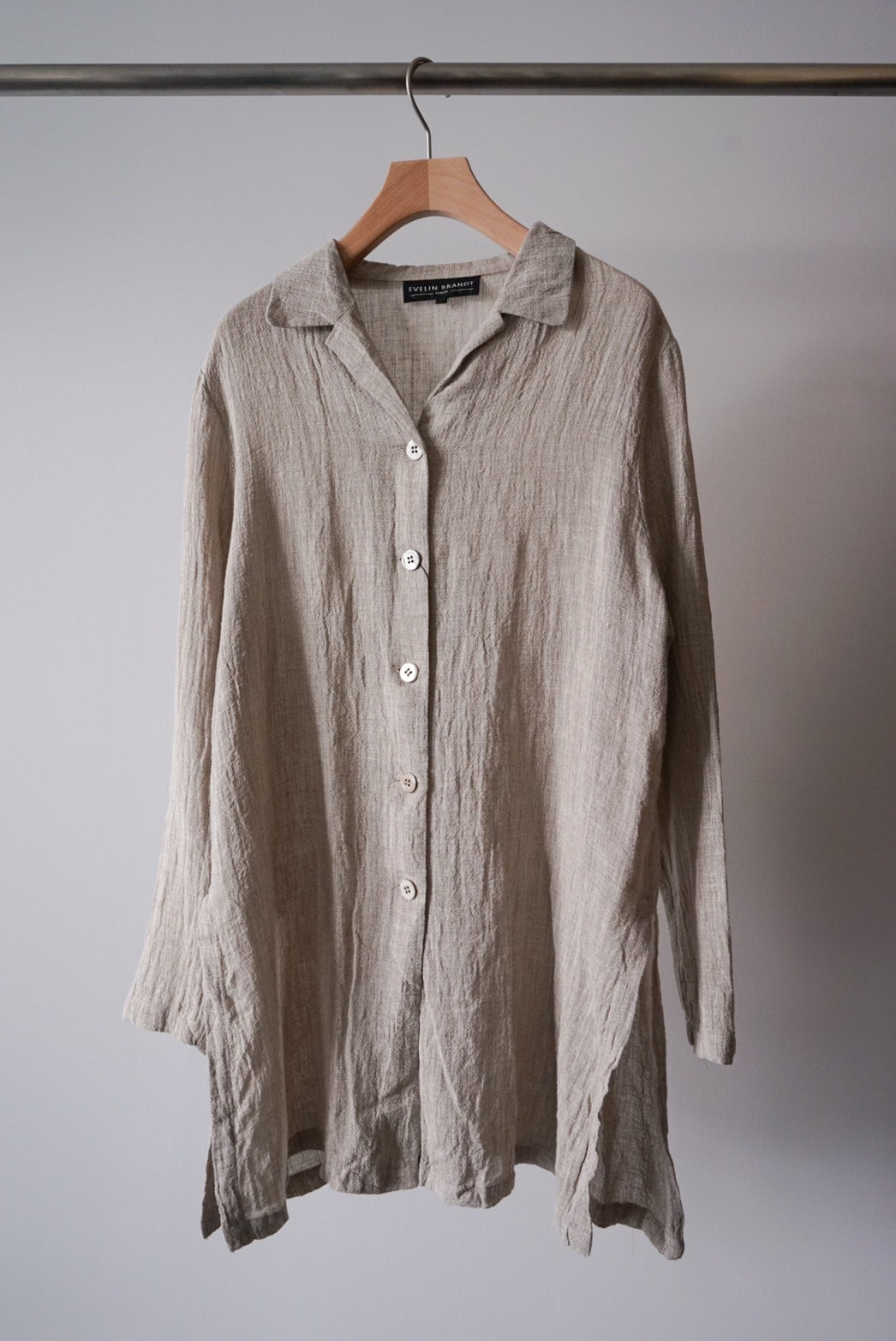 Slit linen long shirt