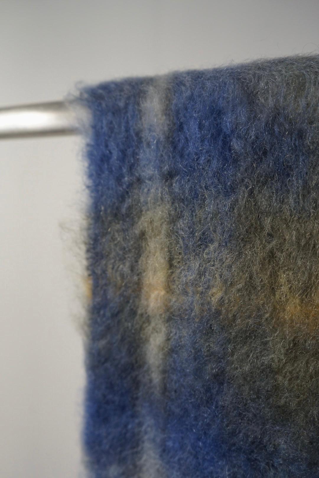 【MANTAS EZCARAY】SCARF TARTAN -blue base-